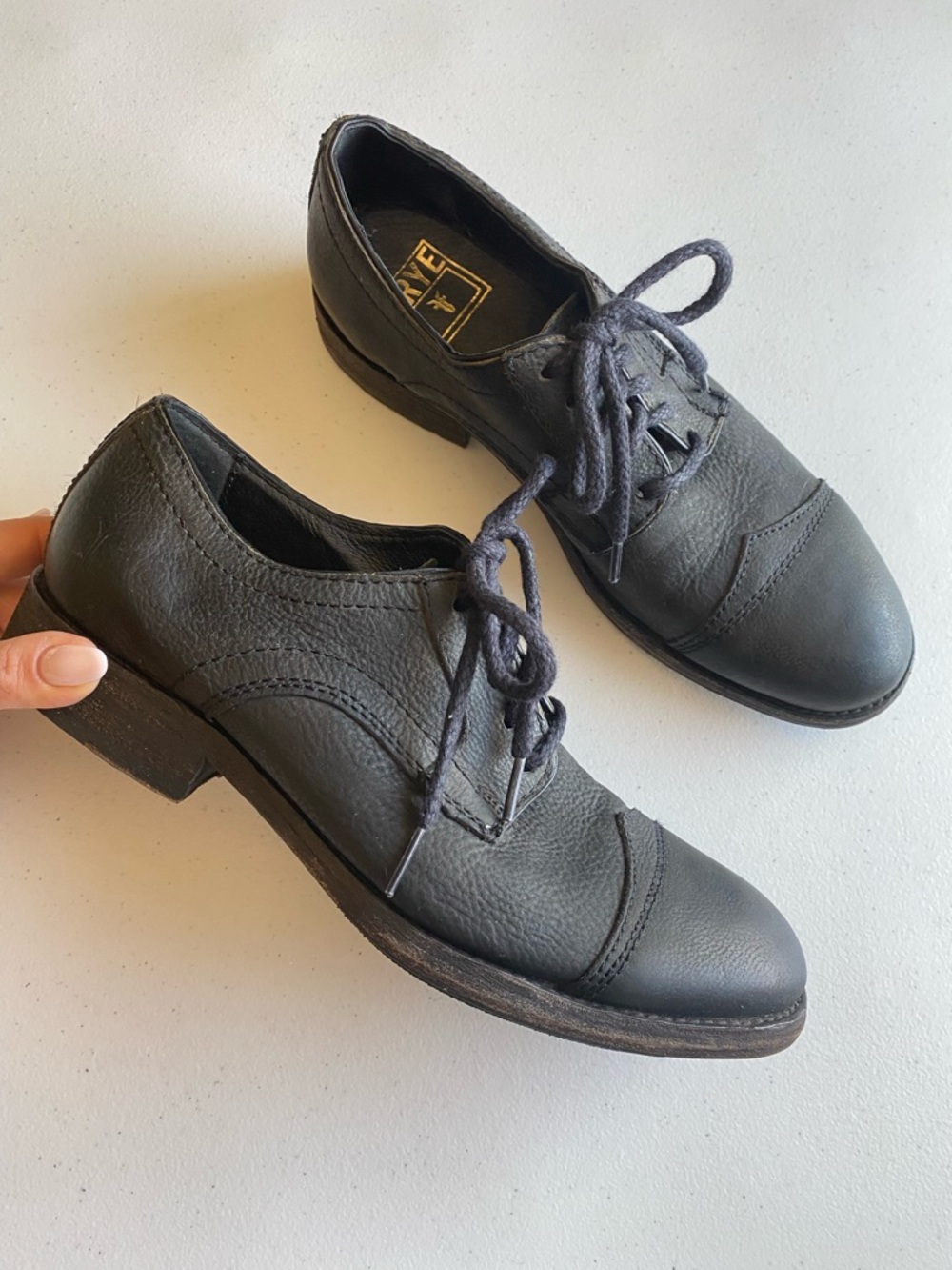 Frye Men’s Size 7.5 Genuine Leather Black Lace-up Round Almond Toe Dress Shoe